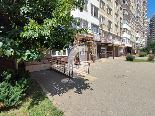 Цветы (42 кв.м.)