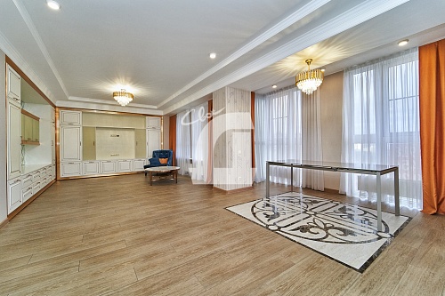 3-комнатная квартира (130 кв.м.)