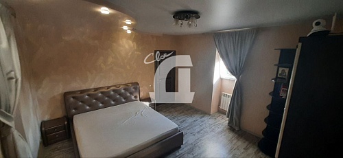 Дом (180 кв.м.)