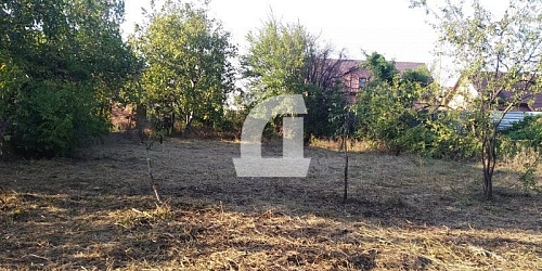 Земельный участок (8 сот.)