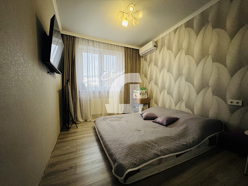 3-комнатная квартира (82.4 кв.м.)