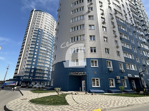  (738.7 кв.м.)