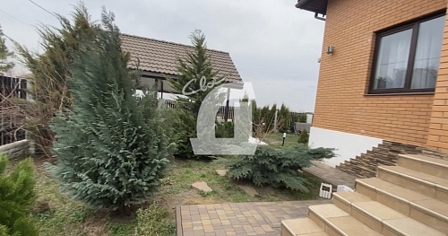 Дом (390 кв.м.)