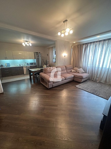 3-комнатная квартира (93.4 кв.м.)