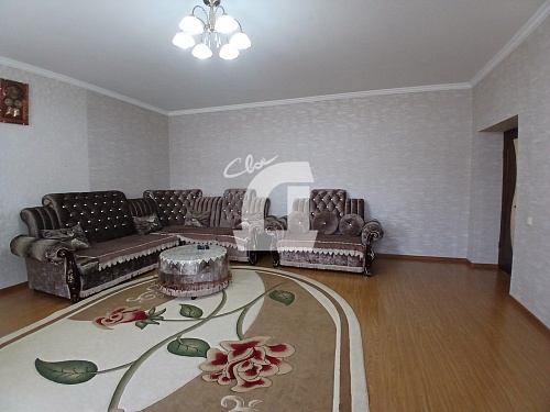 Дом (320 кв.м.)