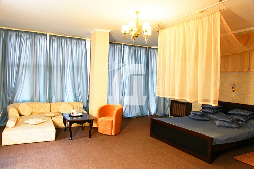 Клиника (2439.5 кв.м.)
