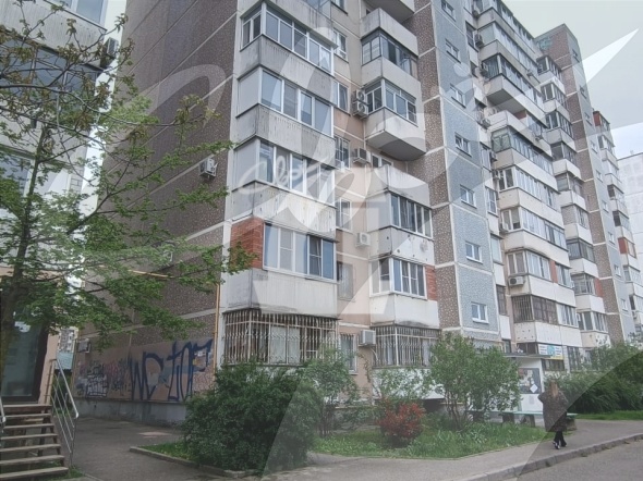 4-комнатная квартира (130 кв.м.)