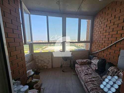 2-комнатная квартира (77 кв.м.)