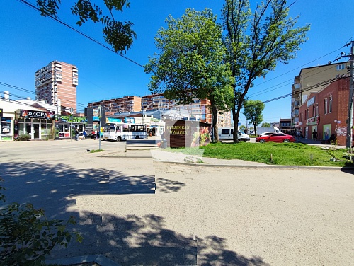 Торговая площадь (900 кв.м.)