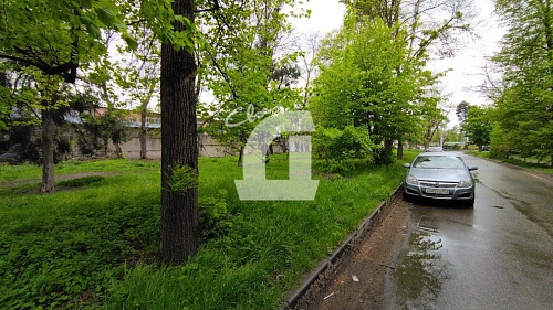 Земельный участок (13.6 сот.)