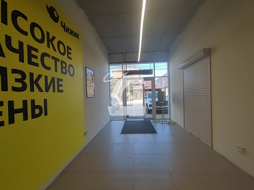 Торговая площадь (900 кв.м.)