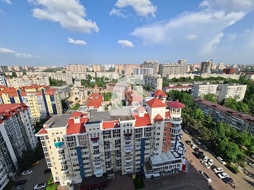 4-комнатная квартира (320 кв.м.)