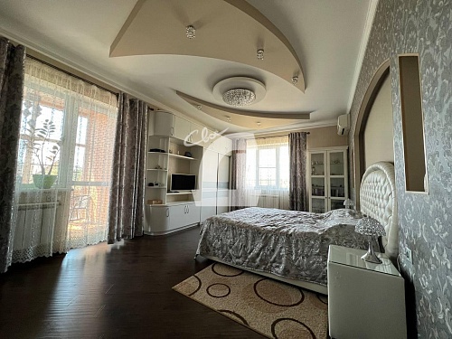 Дом (252.6 кв.м.)