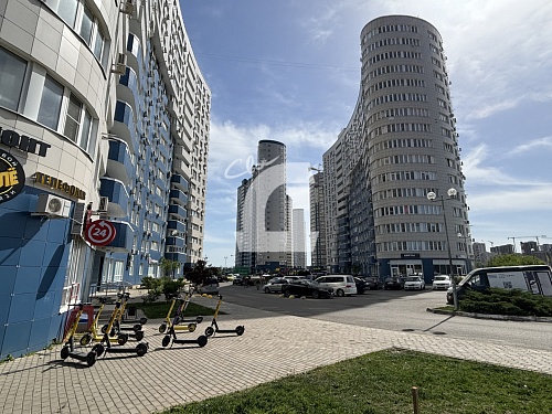  (738.7 кв.м.)